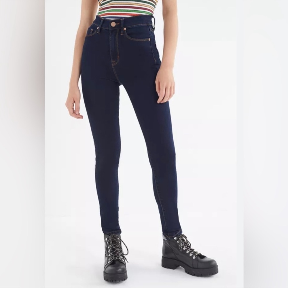 BDG Dark Wash Skinny Jeans Size 31